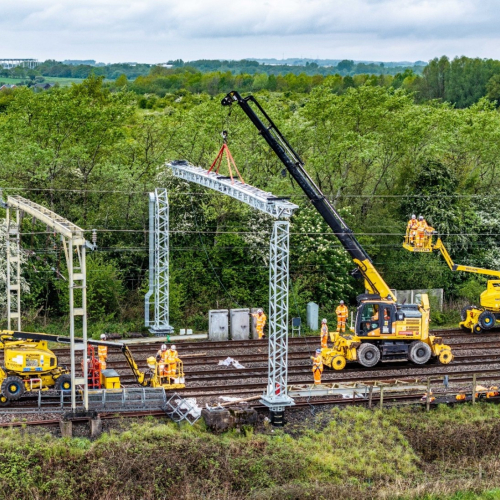 Signal gantry replacement at Warrington, RRE lowing gantry